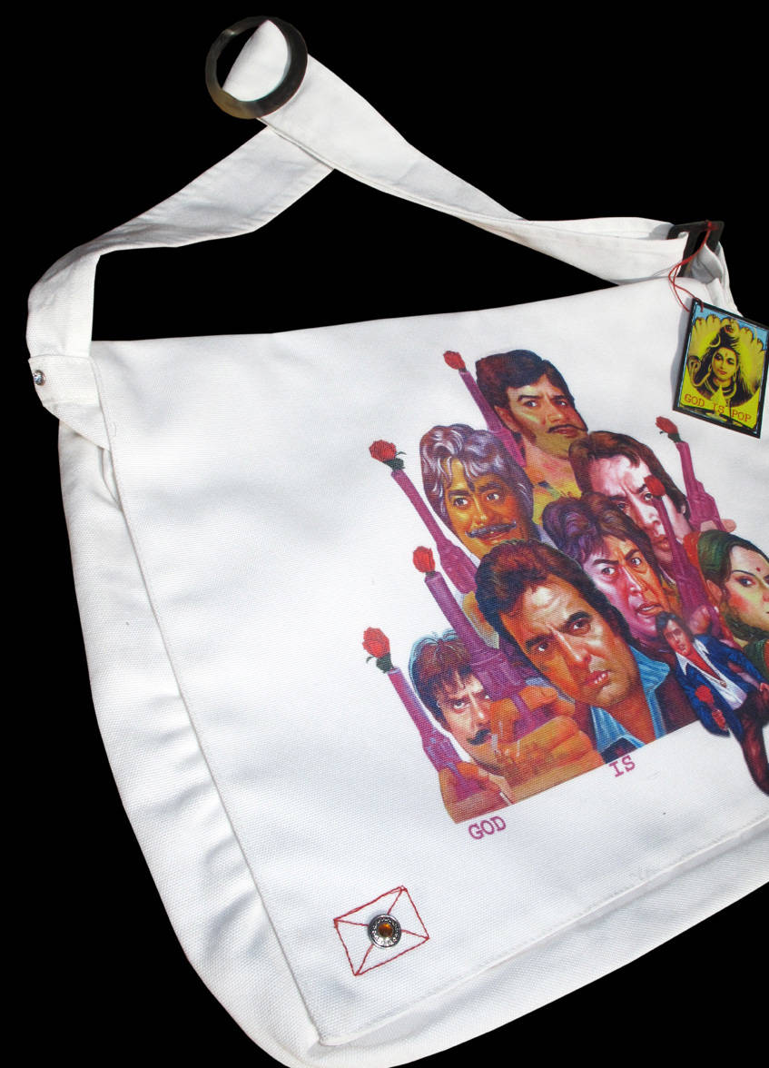 Besace God Is Pop - Guns & Roses in Bollywood - Image 2
